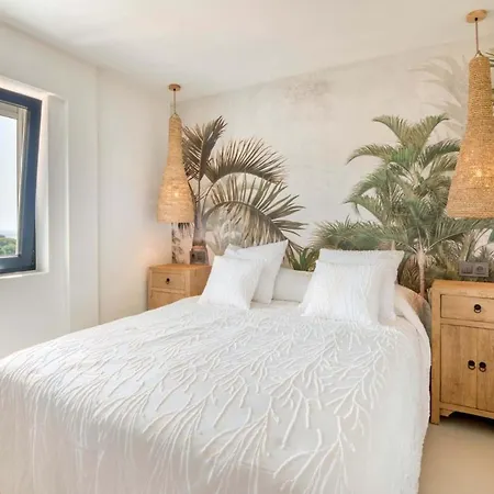 An With An Ocean View Апартаменты *